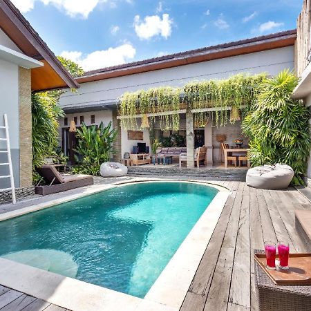 Villa Chamade Seminyak Exteriör bild